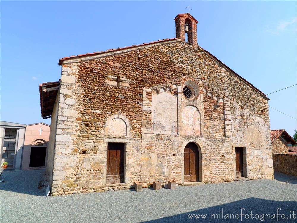 Netro (Biella) - Facciata della Chiesa cimiteriale di Santa Maria Assunta